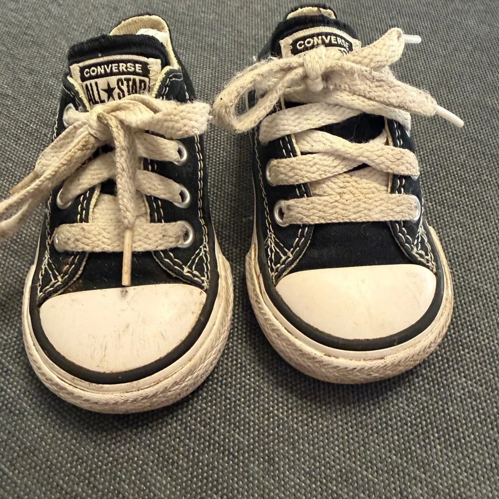 Converse Chuck Taylor‎ All Star Low Top Black Canvas Toddler Sneakers